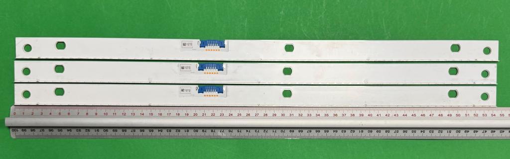 Zestaw listew LED do naprawy podświetlenia telewizora SAMSUNG 75" zestaw 3szt x Y18_NU8NU8.5_STS750A32_7020F_UCD_62LEDs_REV1.1_180509_0.6T_4.07mm BN96-46025A Y18_NU8NU8.5_STS750A35_7020F_UCD_62LEDs_REV1.1_180509_0.6T_4.07mm BN96-46025B , 62LED , 545MM , 6V ,